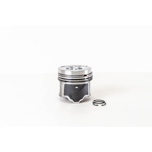 852220 Piston