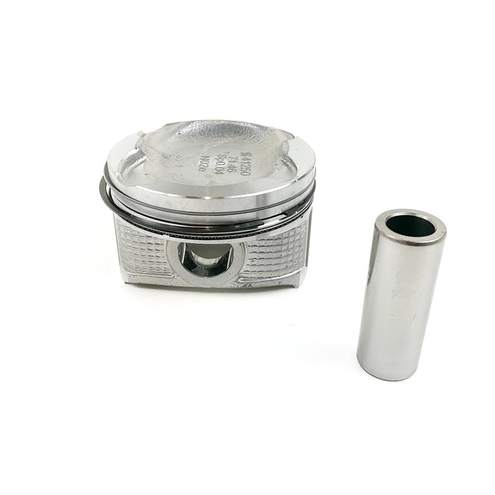 852775 Piston