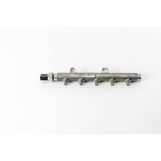 900136 Distributor Pipe, fuel
