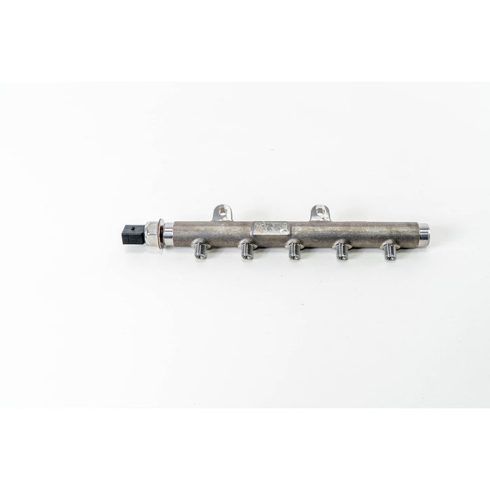 900136 Distributor Pipe, fuel