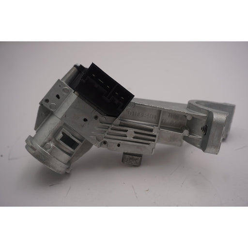 E100367 Steering Lock