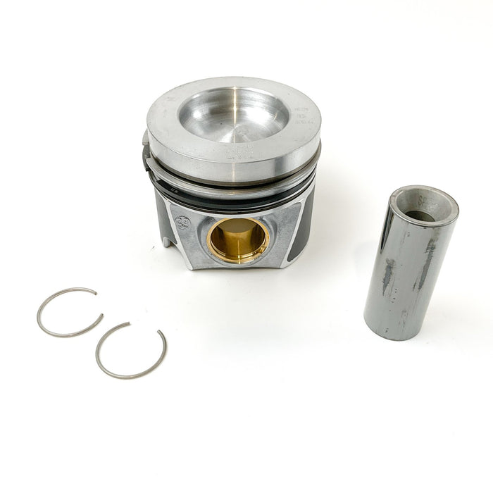 KS858725 Piston