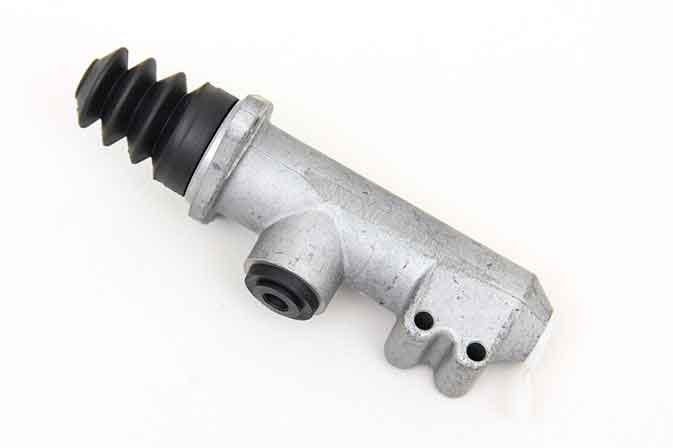 SLP MC-136 Clutch Master Cylinder - 1361136 — GenParts.eu